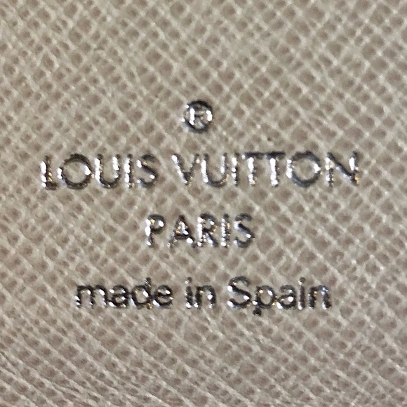 ON SALE!! Louis Vuitton Epi Small Ring Agenda - Picture 7 of 9